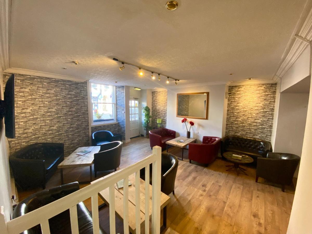 The County Hotel - Self Check-In, Ultra Fast Wi-Fi, Free Parking, Central Location Selkirk Exterior photo