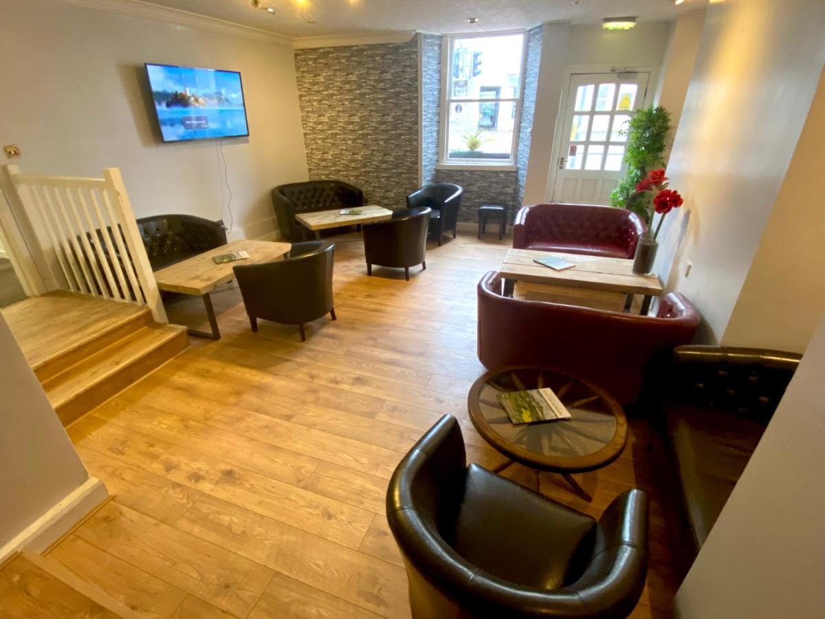 The County Hotel - Self Check-In, Ultra Fast Wi-Fi, Free Parking, Central Location Selkirk Exterior photo