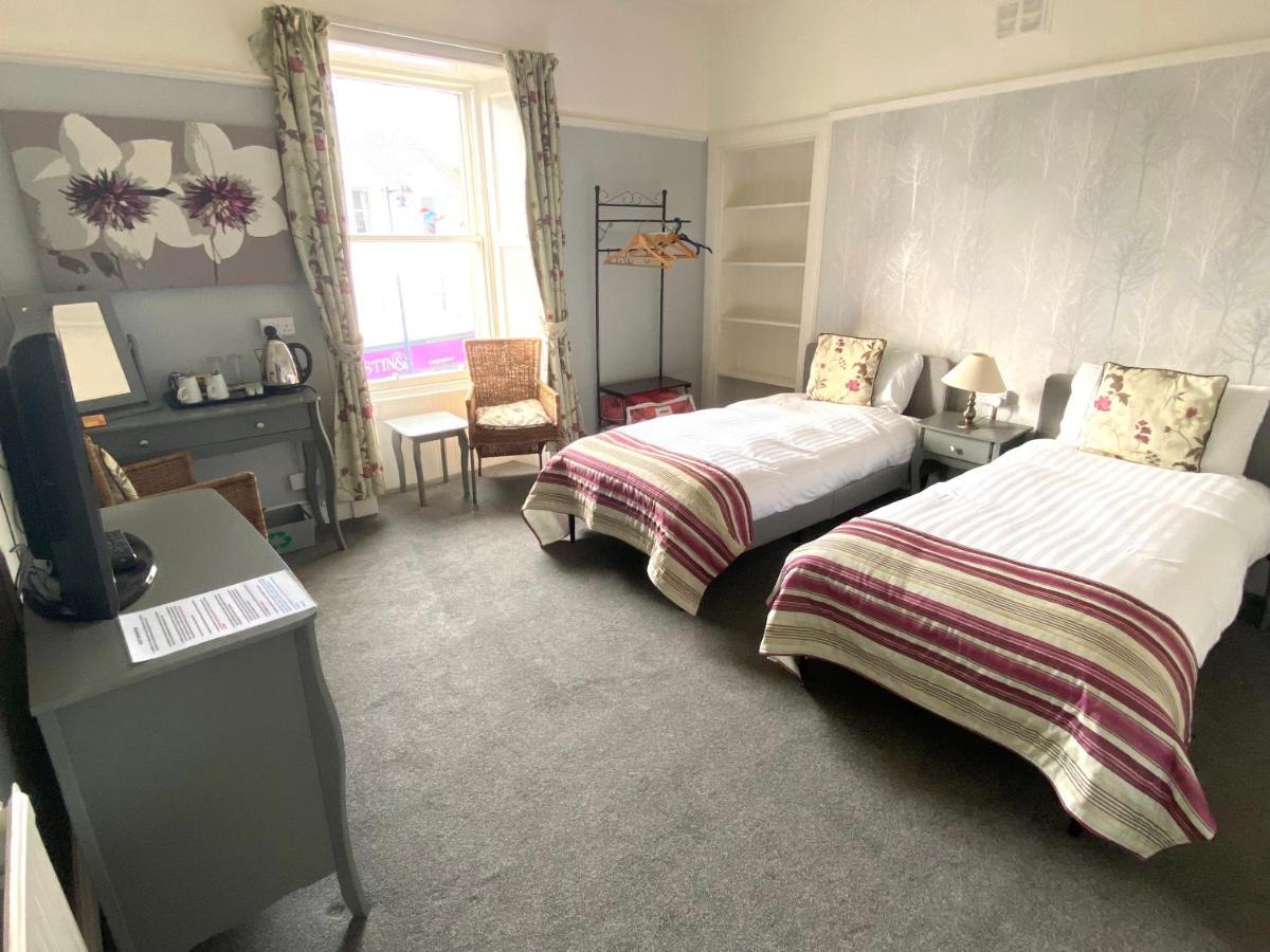 The County Hotel - Self Check-In, Ultra Fast Wi-Fi, Free Parking, Central Location Selkirk Exterior photo
