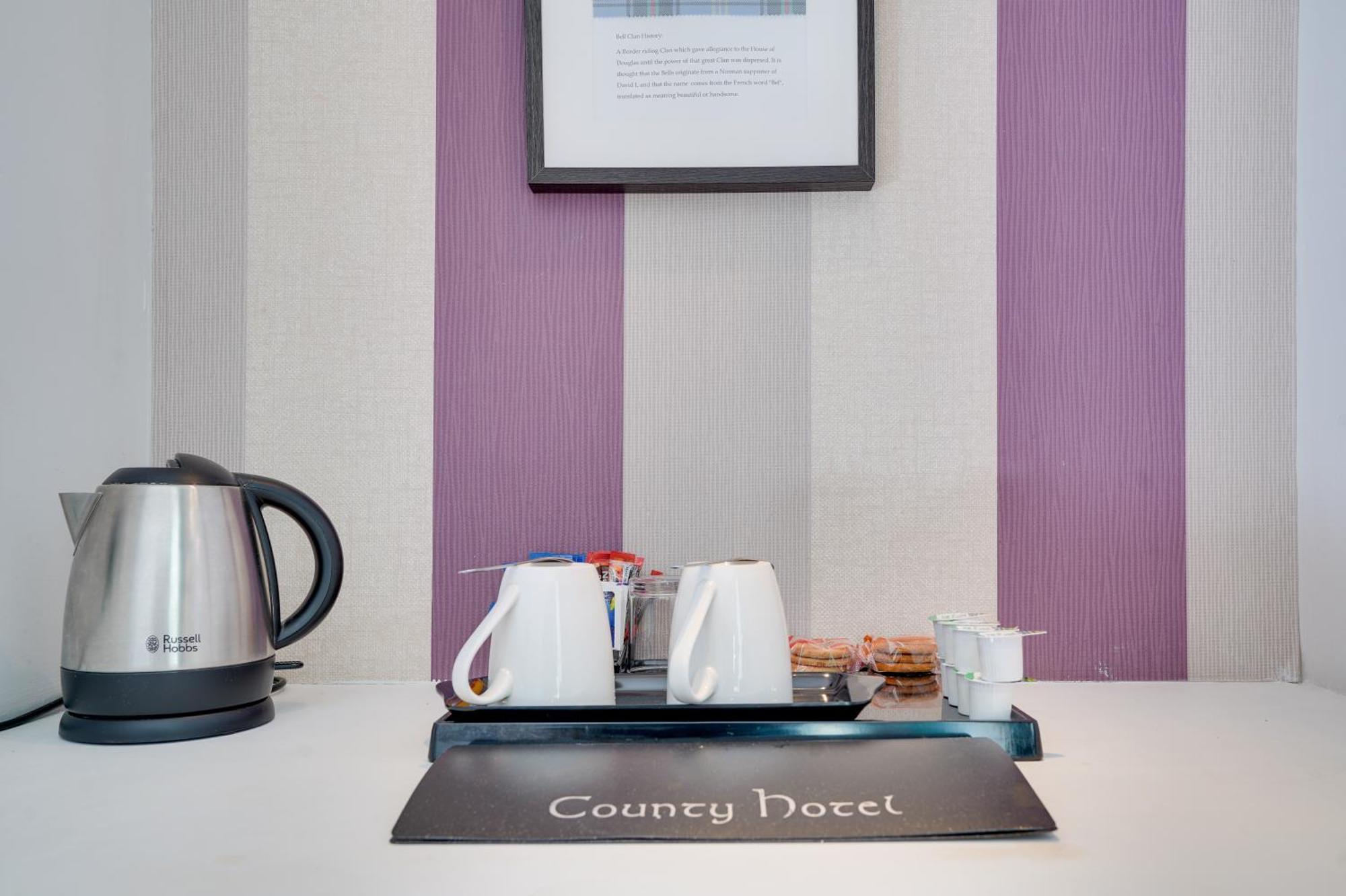 The County Hotel - Self Check-In, Ultra Fast Wi-Fi, Free Parking, Central Location Selkirk Exterior photo